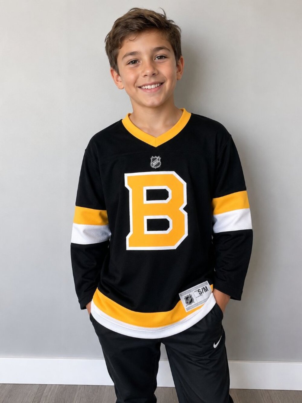 🏒 Boston Bruins NHL Hockey Jersey – Size S/M – Black & Gold